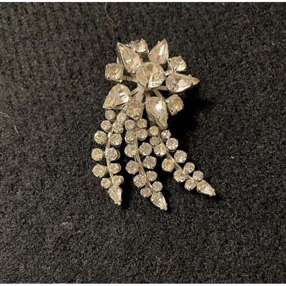 Vintage Brooch Clear Rhinestones Shooting Star Flower Burst Pin Silver Tone - Picture 1 of 6
